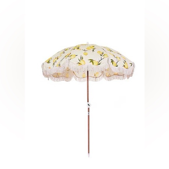 Business & Pleasure Co. Other - Holiday Beach Umbrella in Vintage Lemons
BUSINESS & PLEASURE CO